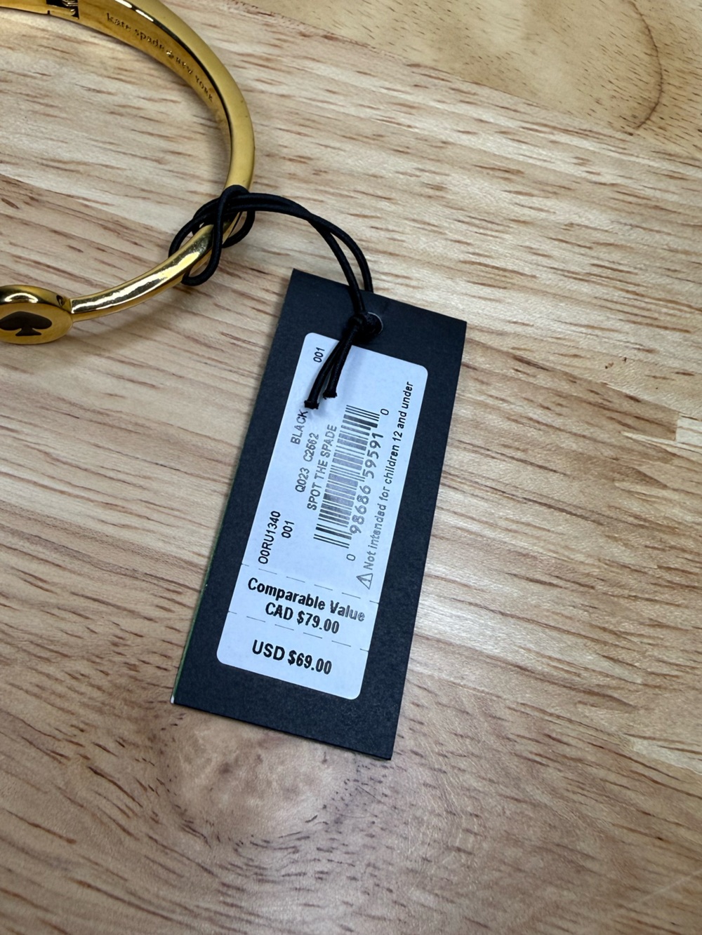 kate spade Spot The Spade Open Hinge Bangle Bracelet NWT $69 - Picture 4 of 6